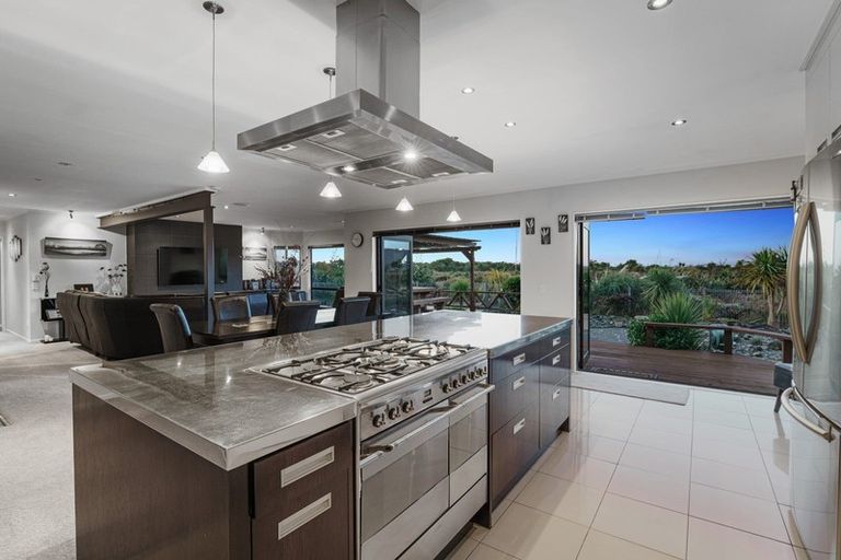 Photo of property in 263 Manly Street, Paraparaumu Beach, Paraparaumu, 5032