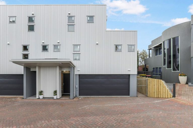 Photo of property in 19b Rostrevor Street, Hamilton Central, Hamilton, 3204