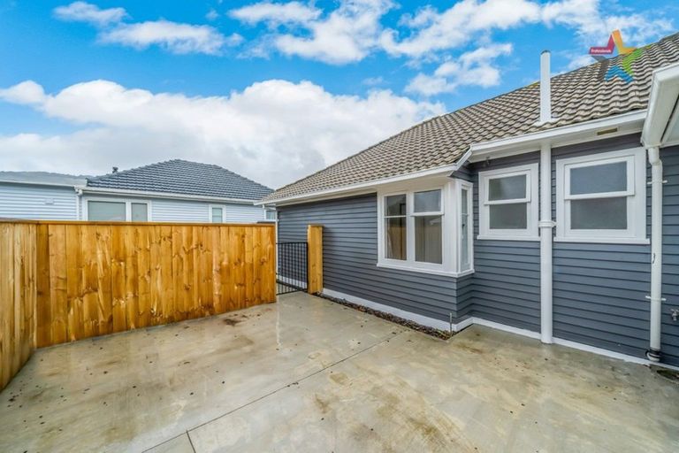 Photo of property in 15c Burden Avenue, Wainuiomata, Lower Hutt, 5014
