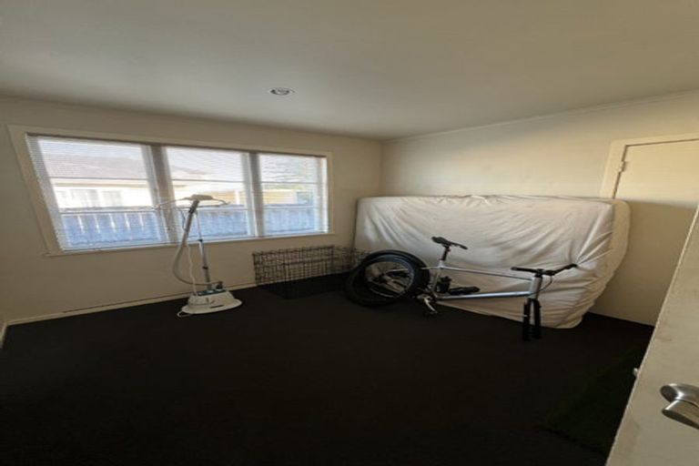 Photo of property in 9 Waterview Road, Favona, Auckland, 2024