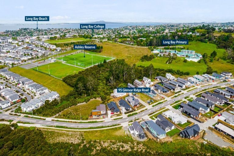 Photo of property in 95 Glenvar Ridge Road, Long Bay, Auckland, 0630
