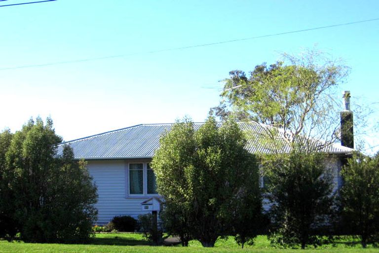 Photo of property in 32 Johnston Street, Featherston, 5710