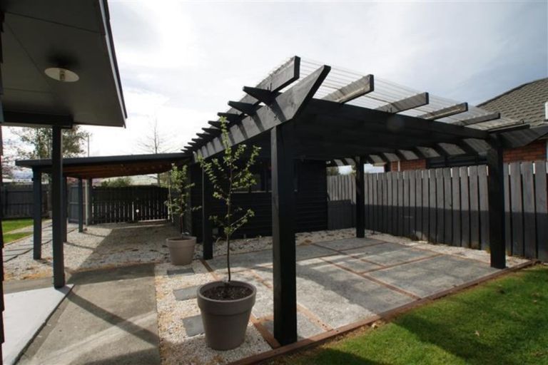 Photo of property in 2a Nikau Drive, Redwoodtown, Blenheim, 7201