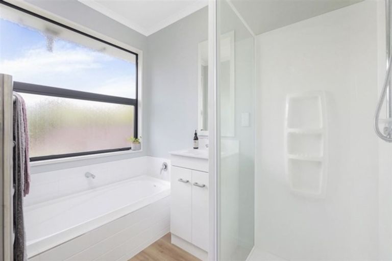 Photo of property in 1/8 Hurst Place, Parklands, Christchurch, 8083