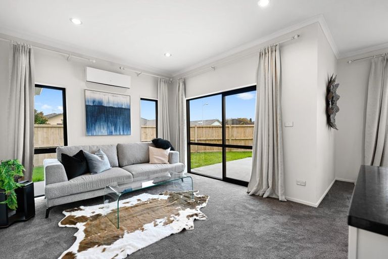 Photo of property in 2 Capricorn Place, Rototuna North, Hamilton, 3210