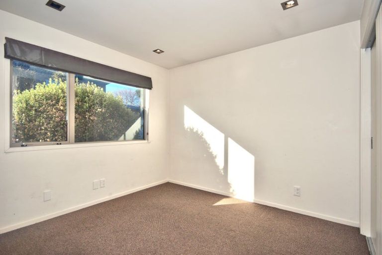 Photo of property in 28 Sylvan Street, Lake Hayes, Queenstown, 9304