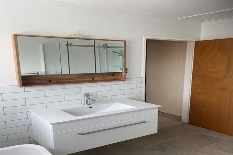 Photo of property in 455 Marine Parade, Napier South, Napier, 4110