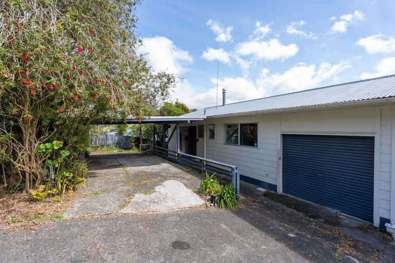 Photo of property in 4 Smeath Road, Kawakawa, 0210