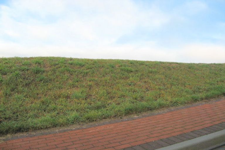 Photo of property in 1 De La Mare Place, Frankton, Queenstown, 9300