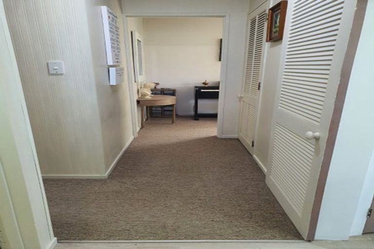 Photo of property in 13a Savage Crescent, West End, Palmerston North, 4412