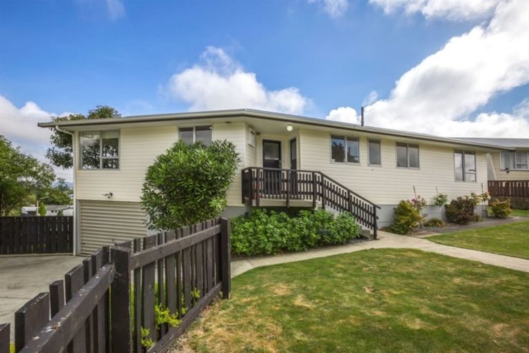 Photo of property in 9 The Bollard, Whitby, Porirua, 5024