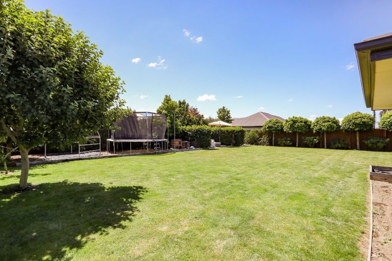 Photo of property in 21 Jacqueline Drive, West Melton, 7618