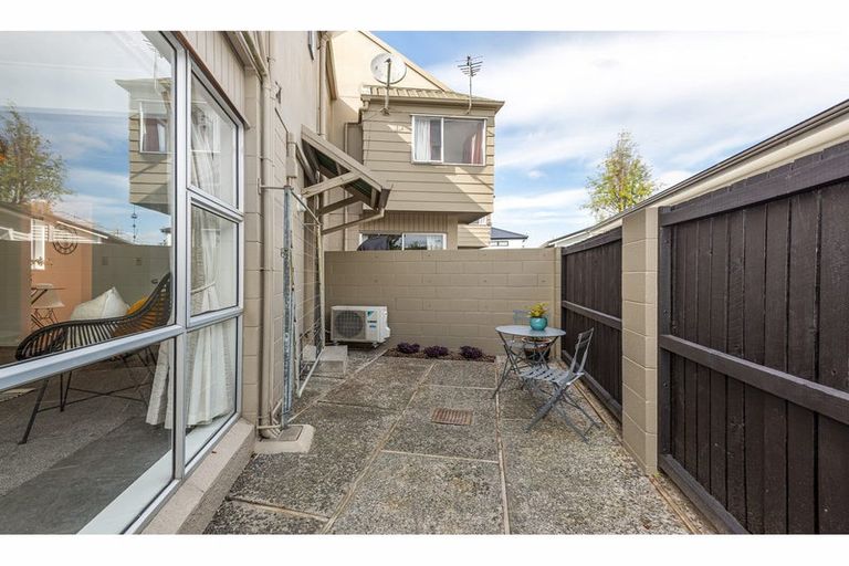 Photo of property in 1/44 Alexandra Street, Richmond, Christchurch, 8013