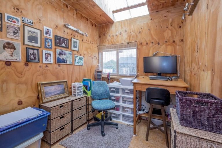 Photo of property in 129c Rangiuru Road, Otaki Beach, Otaki, 5512