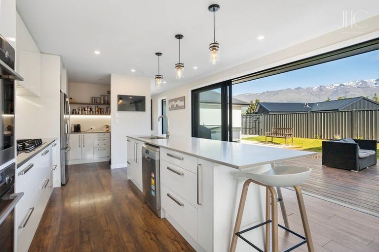 Photo of property in 16 Pegasus Court, Mount Pisa, Cromwell, 9383