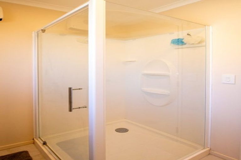 Photo of property in 22 John Street, Winton, 9720