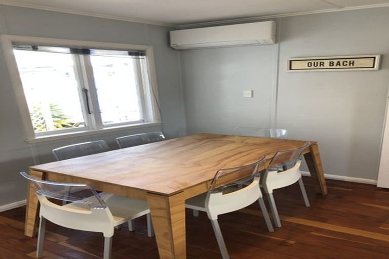 Photo of property in 220a Papamoa Beach Road, Papamoa Beach, Papamoa, 3118