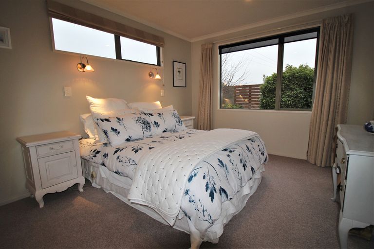 Photo of property in 33f Larch Crescent, Alexandra, 9320