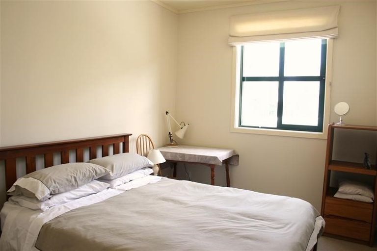 Photo of property in Tennyson Apartments, 16/25 Tennyson Street, Te Aro, Wellington, 6011