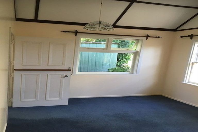 Photo of property in 41 Moana Road, Plimmerton, Porirua, 5026