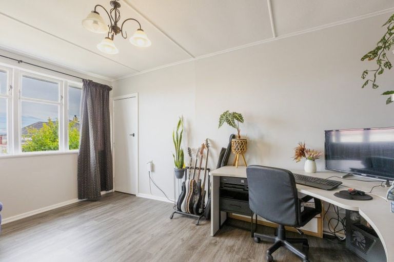 Photo of property in 2 Mccarthy Terrace, Waipukurau, 4200