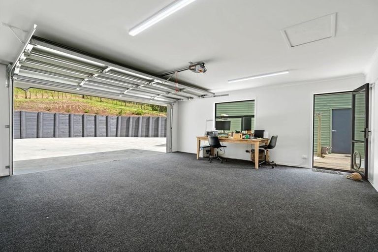 Photo of property in 25 Apotu Park Lane, Kauri, Kamo, 0185