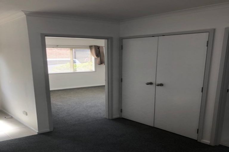 Photo of property in St Claire Village, 141/172 Mcleod Road, Te Atatu South, Auckland, 0610