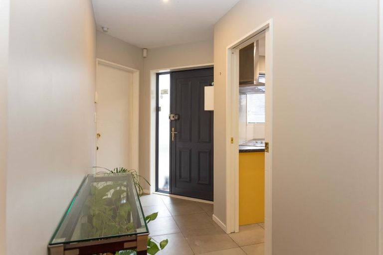 Photo of property in 332a Clyde Road, Bryndwr, Christchurch, 8053