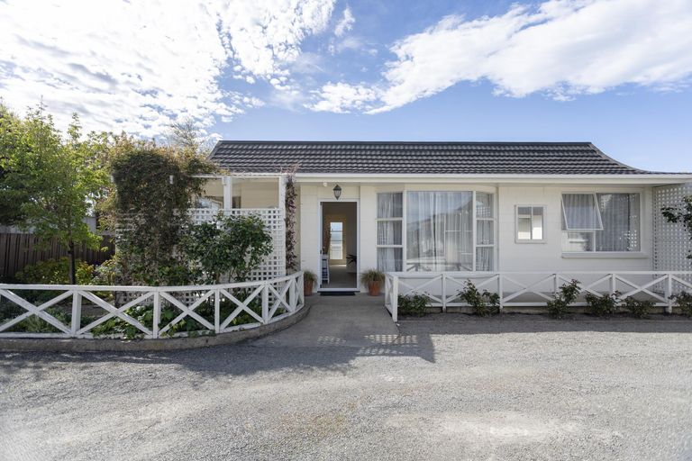 Photo of property in 49b Hull Street, South Hill, Oamaru, 9400