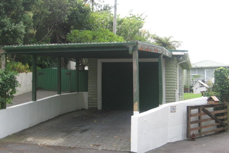 Photo of property in 19b Putnam Street, Northland, Wellington, 6012