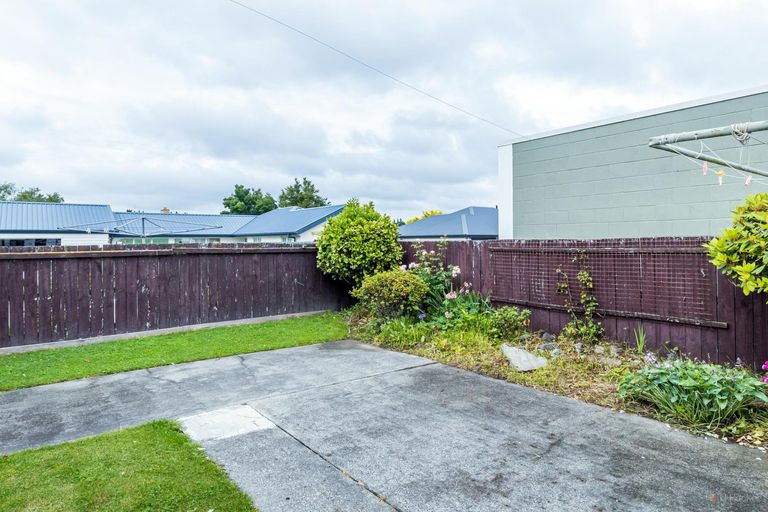 Photo of property in 2/124 Gleniti Road, Gleniti, Timaru, 7910