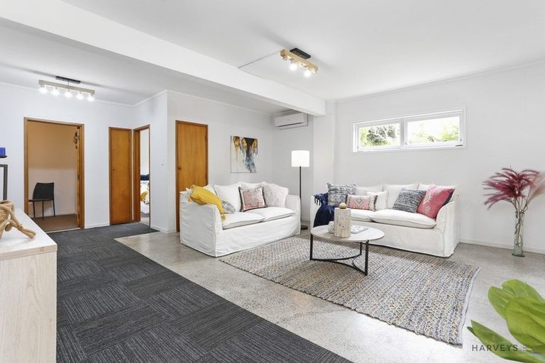 Photo of property in 201 Godley Road, Titirangi, Auckland, 0604