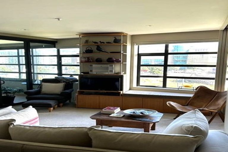 Photo of property in Chaffers Dock, 202/22 Herd Street, Te Aro, Wellington, 6011
