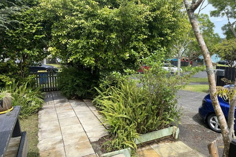 Photo of property in 1/9 Houston Place, Bayview, Auckland, 0629