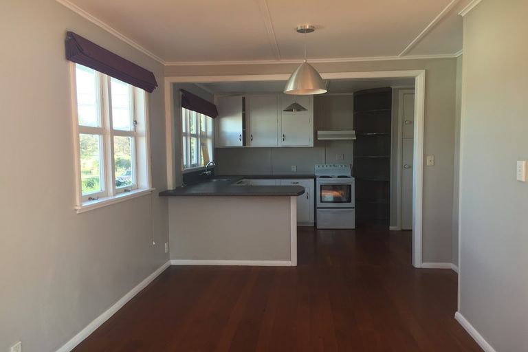 Photo of property in 27 Mccracken Avenue, Hillcrest, Hamilton, 3216