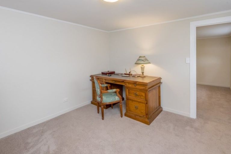 Photo of property in 5 Highbury Drive, Levin, 5510