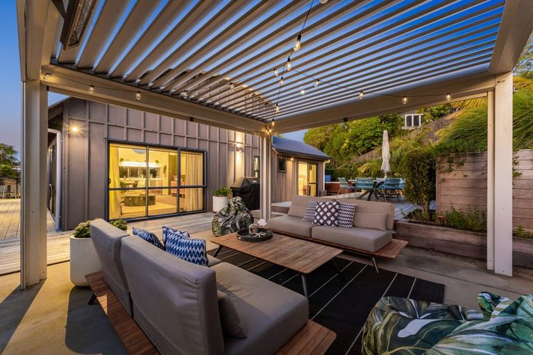 Photo of property in 18 Palm Cove, Arkles Bay, Whangaparaoa, 0932