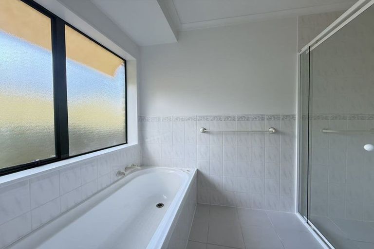 Photo of property in 44 Princeton Parade, Albany, Auckland, 0632