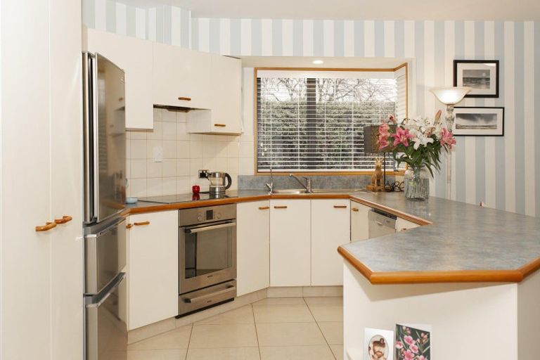 Photo of property in 21 Mona Square, Ashburton, 7700