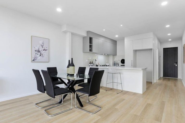 Photo of property in 51 Minhas Road, Papakura, 2110