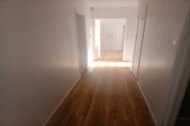 Photo of property in 66 Sunlands Drive, Manurewa, Auckland, 2102