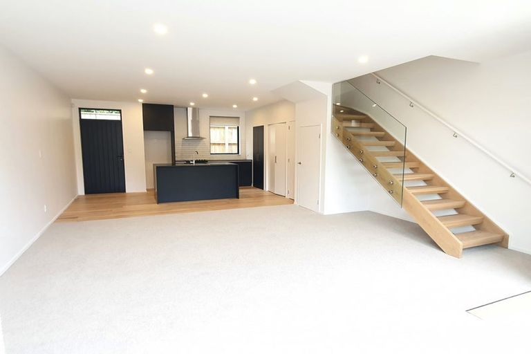 Photo of property in 13 Fancourt Street, Karori, Wellington, 6012