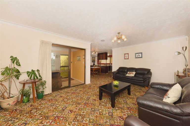 Photo of property in 1/159 Sawyers Arms Road, Northcote, Christchurch, 8052