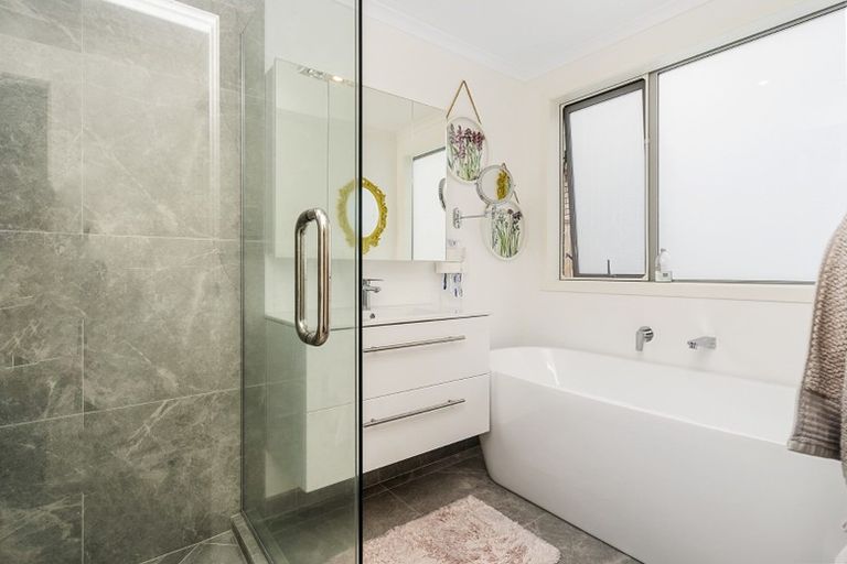 Photo of property in 4 Te Tiireke Drive, Glenview, Hamilton, 3206