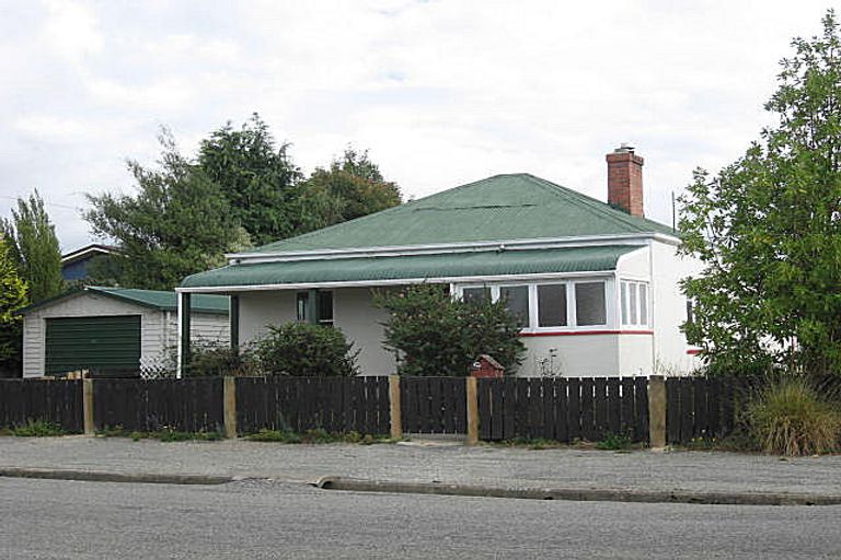 Photo of property in 18 Opie Street, Waimate, 7924
