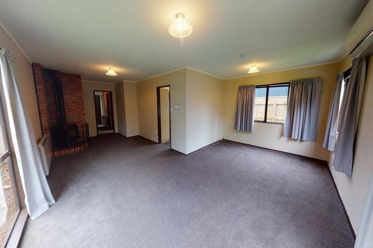 Photo of property in 27b Dorset Crescent, Hokowhitu, Palmerston North, 4410