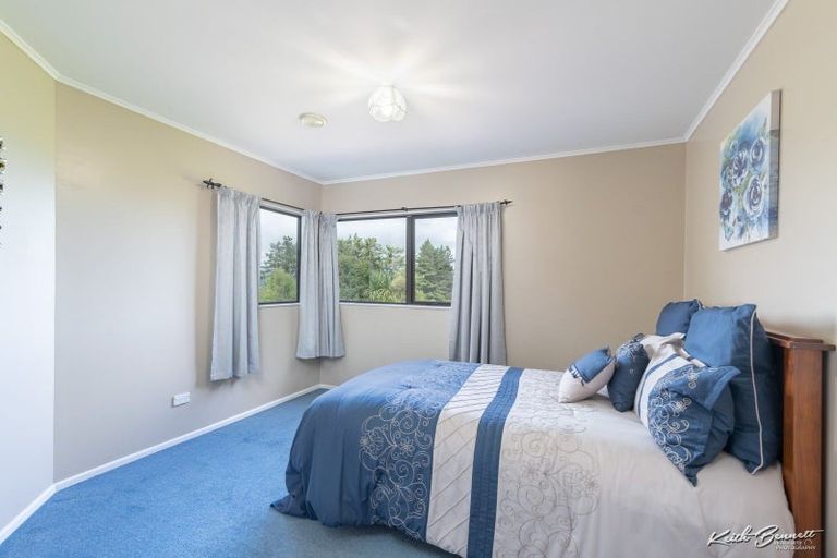 Photo of property in 18 Crestview Grove, Belmont, Lower Hutt, 5010