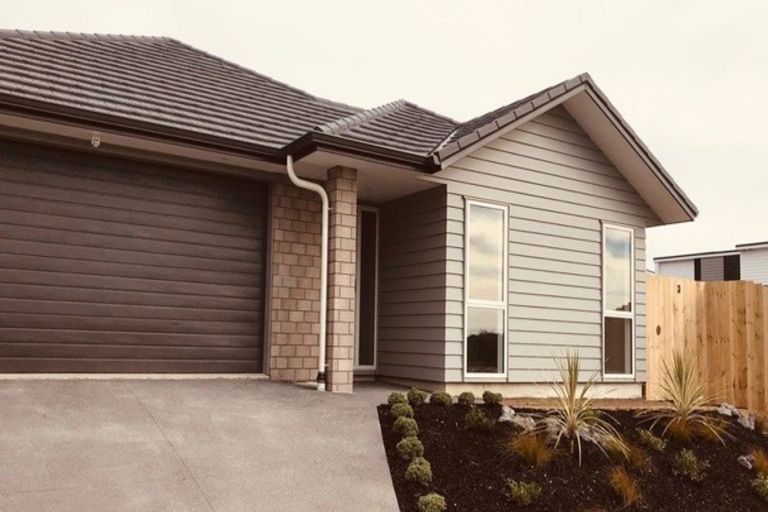 Photo of property in 7 Nellie Drive, Kumeu, 0810