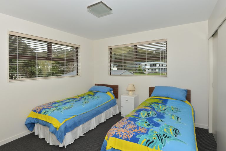 Photo of property in 279 Oakura Road, Oakura, Hikurangi, 0184