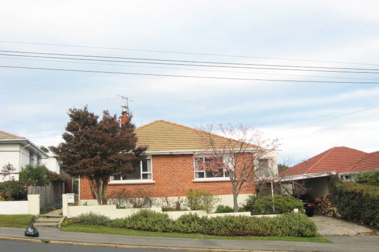 Photo of property in 327 Kenmure Road, Kenmure, Dunedin, 9011